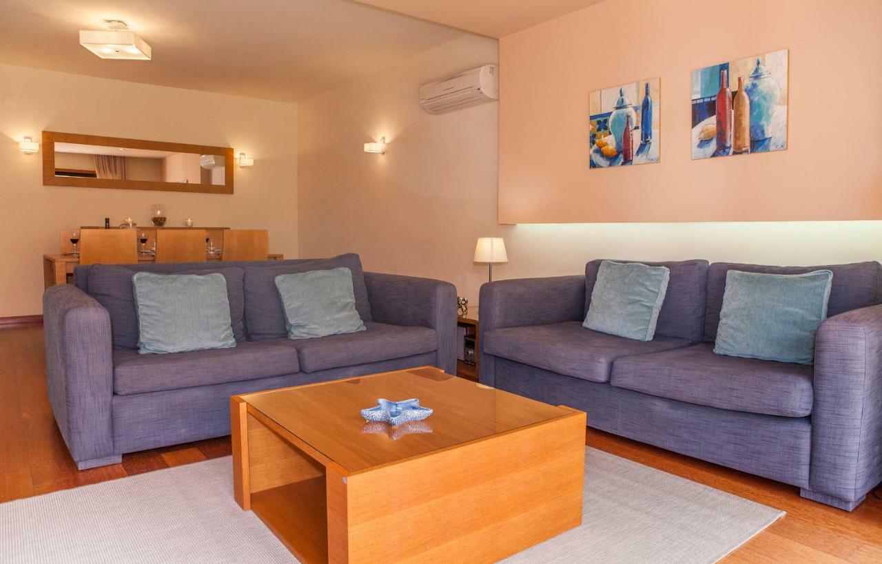 B27 - Luzbay 2 Bed Apartment Exteriör bild